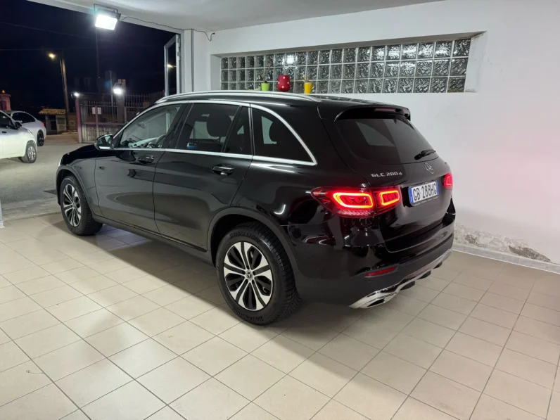 MERCEDES-BENZ GLC 200D 4MATIC 163CV