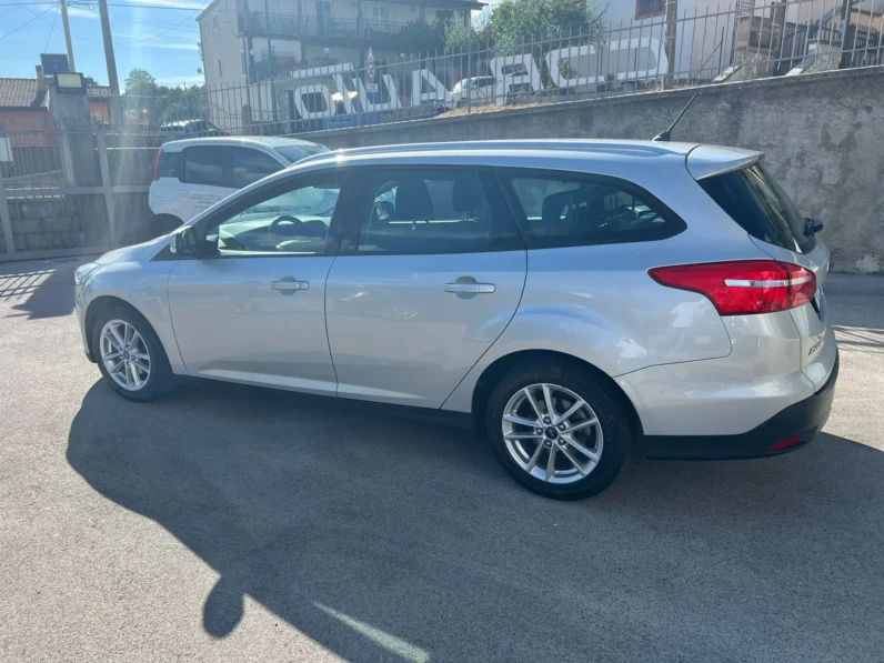 FORD FOCUS SW 1.5TDCI 120CV N1 AUTOCARRO