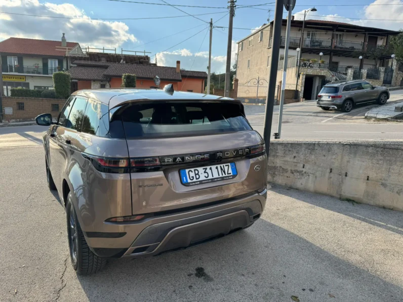 RANGE ROVER EVOQUE 2.0D 150CV R-DYNAMIC