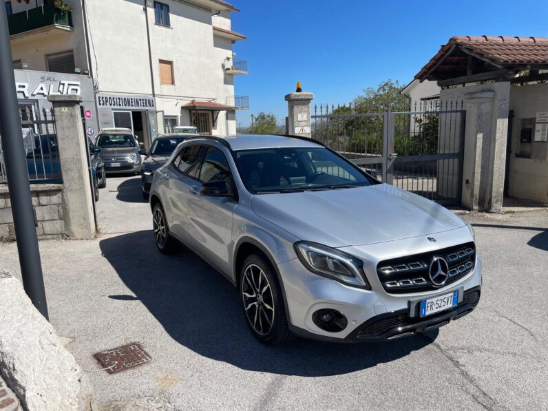 MERCEDES BENZ GLA 220D 177CV SPORT 4MATIC